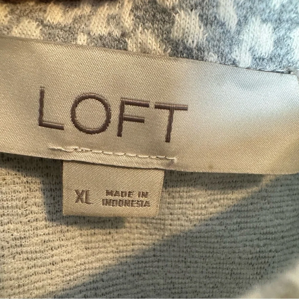 LOFT Gray Patterned Puff Sleeve Blouse‎ cheetah leopard top Cottagecore